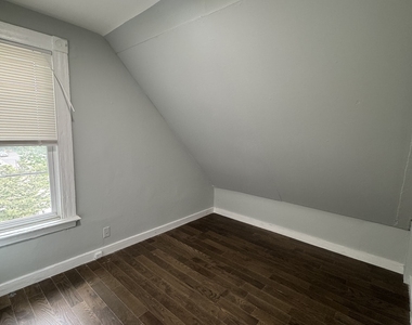 199 English Street - Photo Thumbnail 7