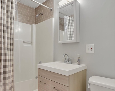 222 Williams Street - Photo Thumbnail 11