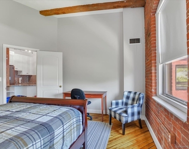 222 Williams Street - Photo Thumbnail 9