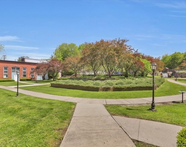 222 Williams Street - Photo Thumbnail 14