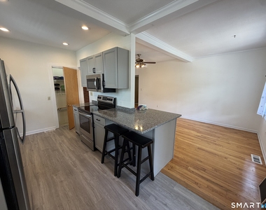 322 Clark Avenue - Photo Thumbnail 18