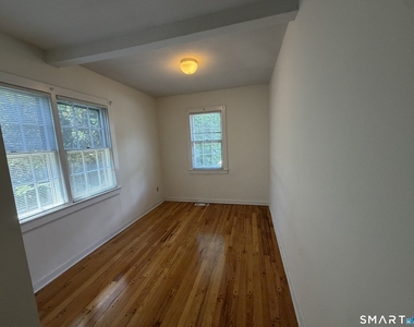 322 Clark Avenue - Photo Thumbnail 16