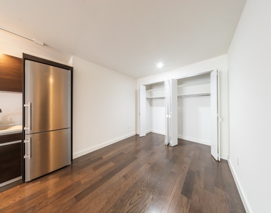 116 John Street - Photo Thumbnail 4
