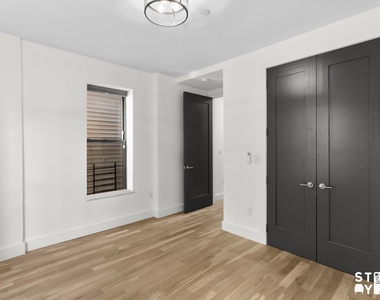 119 Grove Street - Photo Thumbnail 4