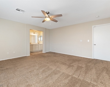 3211 Sunrise Cove Avenue - Photo Thumbnail 10