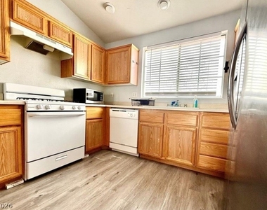 3340 Strawberry Roan Road - Photo Thumbnail 4