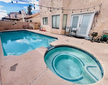 714 Rusty Spur Drive - Photo Thumbnail 8