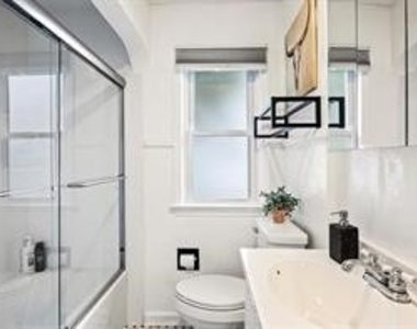 839 Elmwood Avenue - Photo Thumbnail 6