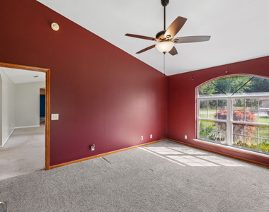 81 Retreat Place - Photo Thumbnail 8