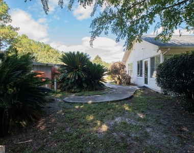 81 Retreat Place - Photo Thumbnail 33