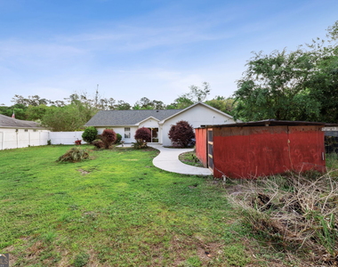 81 Retreat Place - Photo Thumbnail 13