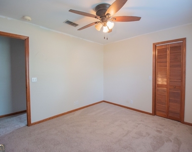 81 Retreat Place - Photo Thumbnail 36