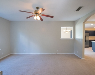 81 Retreat Place - Photo Thumbnail 22