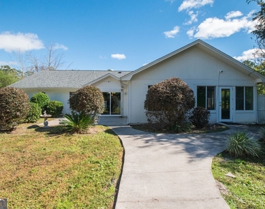 81 Retreat Place - Photo Thumbnail 32