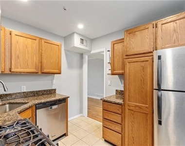 3660 Peachtree Road Ne - Photo Thumbnail 9