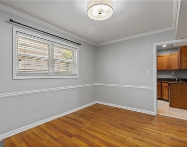 3660 Peachtree Road Ne - Photo Thumbnail 6