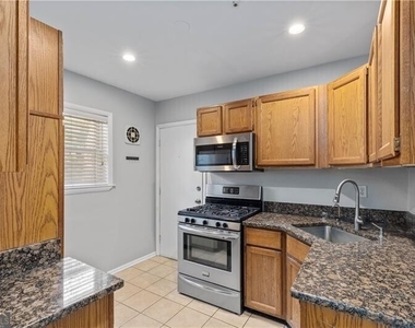 3660 Peachtree Road Ne - Photo Thumbnail 7
