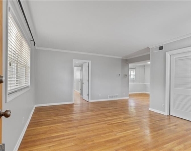 3660 Peachtree Road Ne - Photo Thumbnail 1