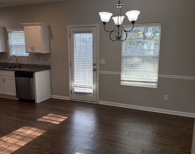 241 Coral Circle - Photo Thumbnail 9