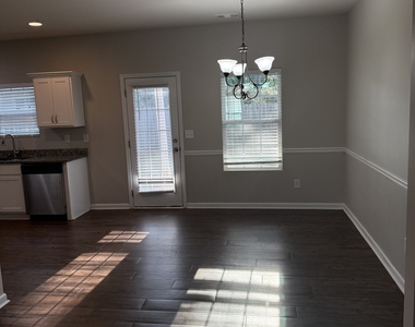 241 Coral Circle - Photo Thumbnail 8