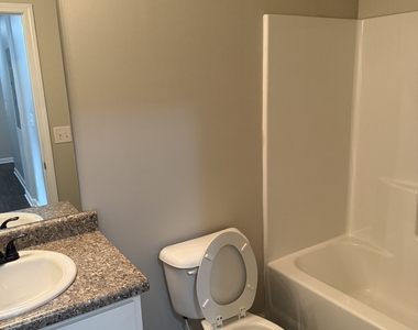 241 Coral Circle - Photo Thumbnail 21