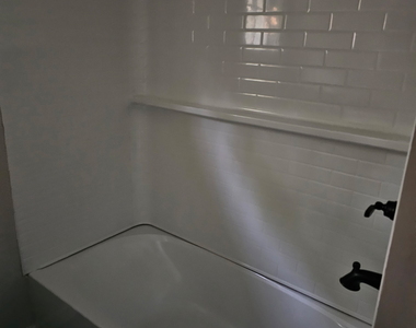 1522 Central Avenue - Photo Thumbnail 4