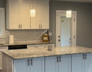 2043 Juanita Street - Photo Thumbnail 5
