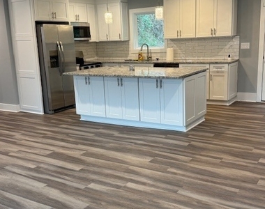2043 Juanita Street - Photo Thumbnail 6