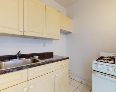 159 East 55th Street  - Photo Thumbnail 3