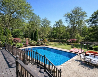570 Eltone Road - Photo Thumbnail 33