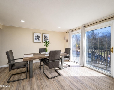 570 Eltone Road - Photo Thumbnail 34