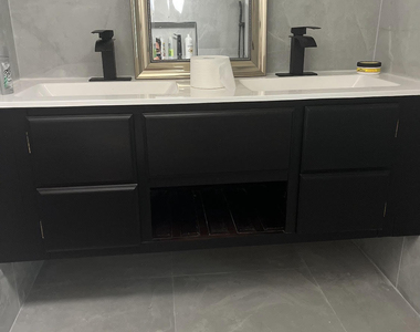 570 Eltone Road - Photo Thumbnail 13