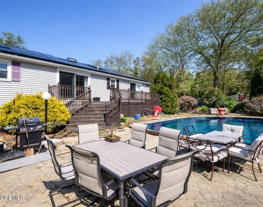 570 Eltone Road - Photo Thumbnail 29