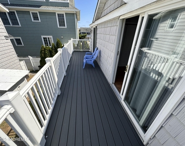 113 19th Avenue - Photo Thumbnail 5