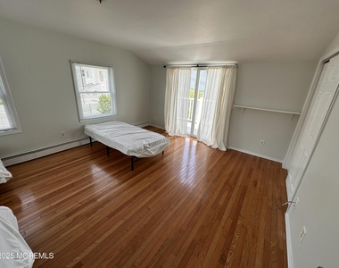 113 19th Avenue - Photo Thumbnail 3