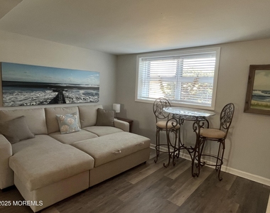 103 Chicago Avenue - Photo Thumbnail 18