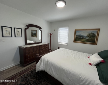 103 Chicago Avenue - Photo Thumbnail 9