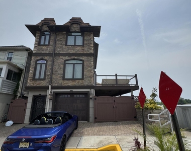 36 Beach Street - Photo Thumbnail 1
