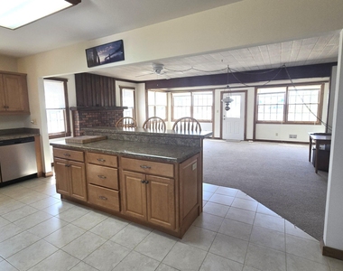 207 Bay Boulevard - Photo Thumbnail 5
