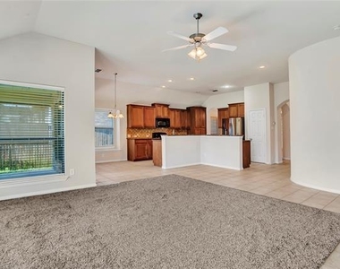 2614 Fritz Street - Photo Thumbnail 4