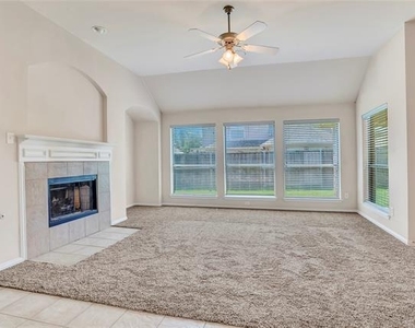 2614 Fritz Street - Photo Thumbnail 3