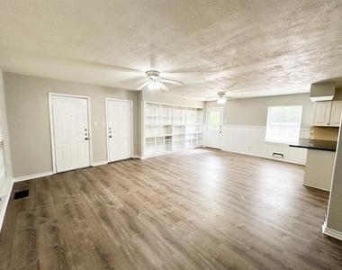 6461 Danbury Lane - Photo Thumbnail 19