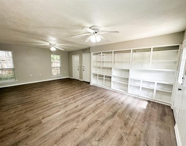 6461 Danbury Lane - Photo Thumbnail 22