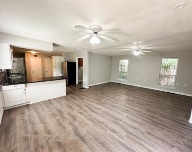 6461 Danbury Lane - Photo Thumbnail 21