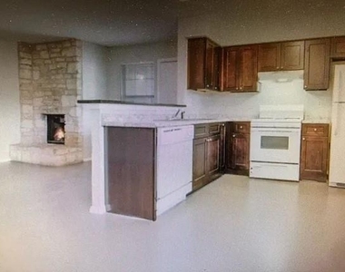 2203 Tabor Court - Photo Thumbnail 4