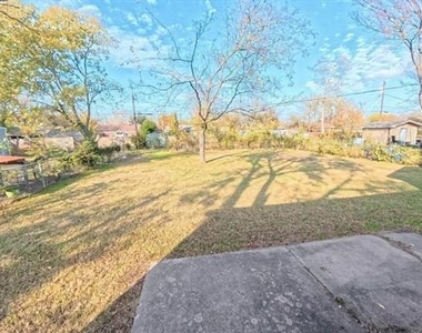 2233 Huskey Street - Photo Thumbnail 20