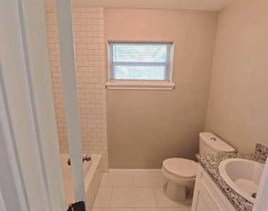 2233 Huskey Street - Photo Thumbnail 13