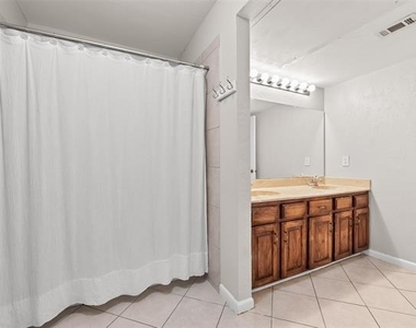 1031 Signal Ridge Place - Photo Thumbnail 11