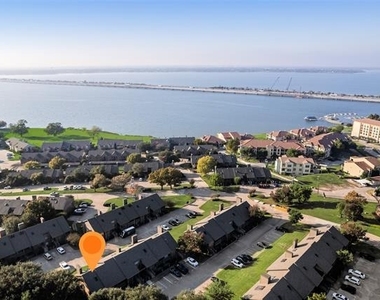 1031 Signal Ridge Place - Photo Thumbnail 3