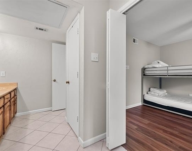 1031 Signal Ridge Place - Photo Thumbnail 17